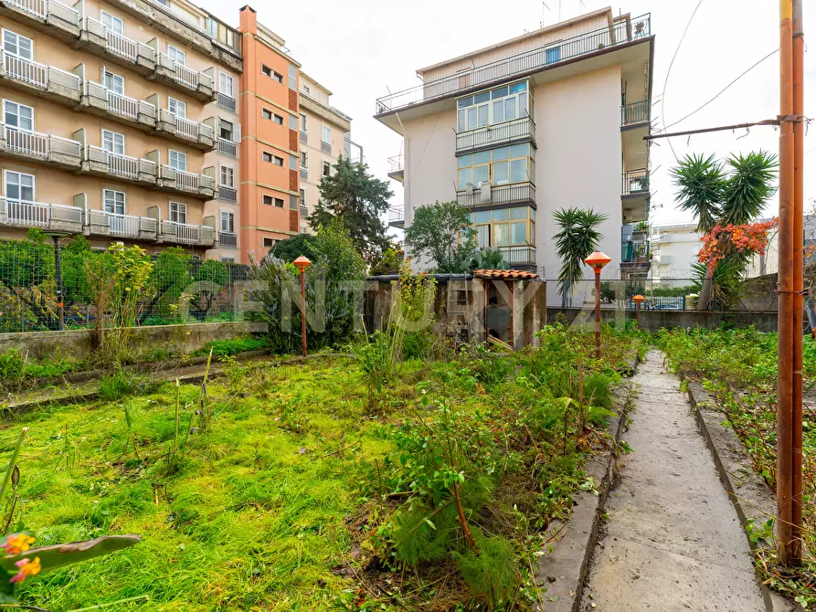 Immagine 49 di Appartamento in vendita  in Via Antonio Zacco 7 a Catania