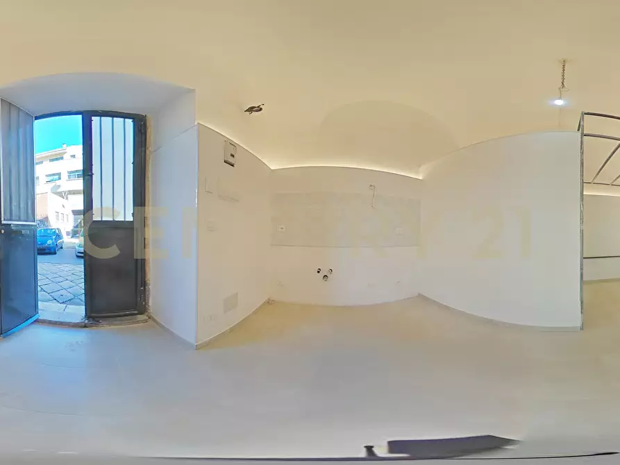 Immagine 27 di Monolocale in vendita  in Via Sisto 72 a Catania