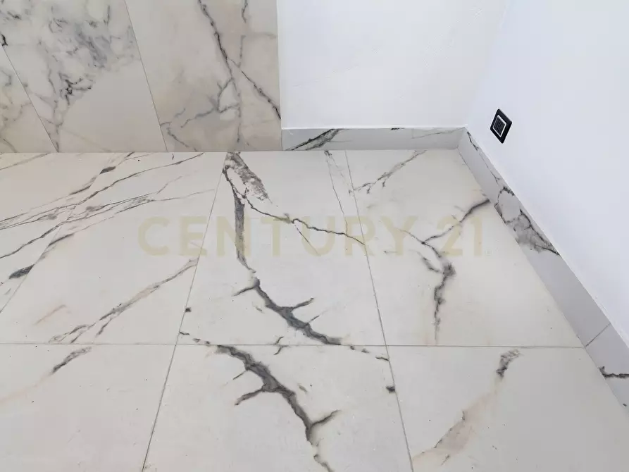 Immagine 23 di Quadrilocale in affitto  in Via Vampolieri 34 a Aci Catena