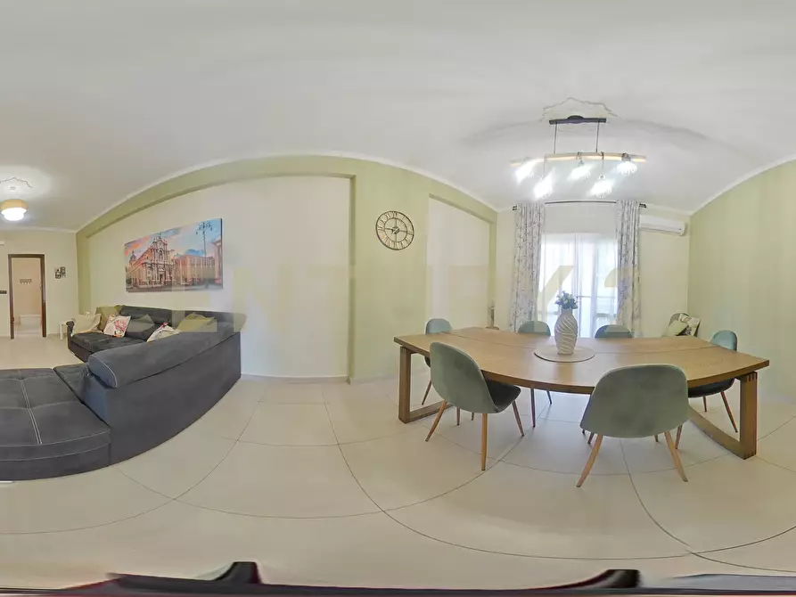 Immagine 55 di Quadrilocale in vendita  in Via Jacopo Vignerio 5 a Catania