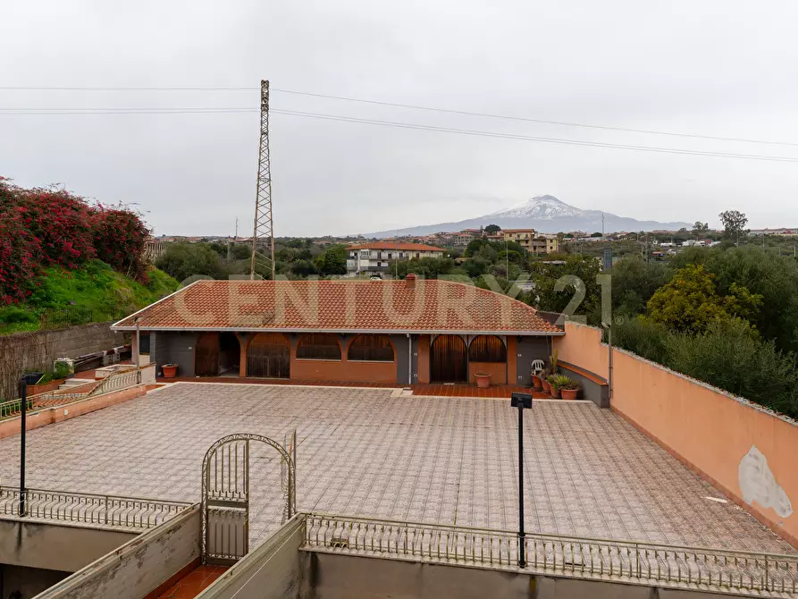 Immagine 52 di Villa in vendita  in Via delle Camelie 20 a Misterbianco