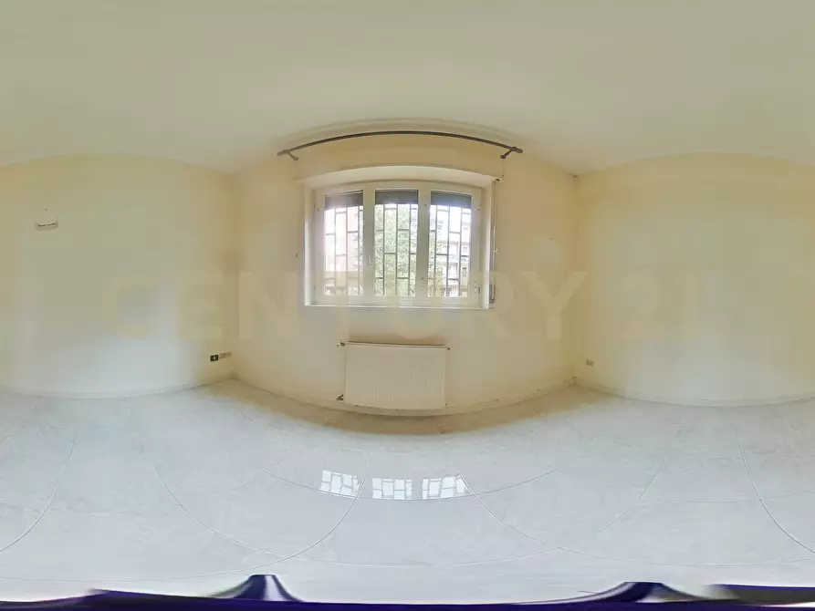 Immagine 41 di Pentalocale in vendita  in Via Stefano Vitale 12 a Catania