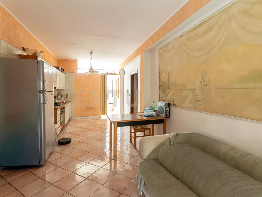 Immagine 31 di Trilocale in vendita  in Via dei Sanguinelli 11 a Catania