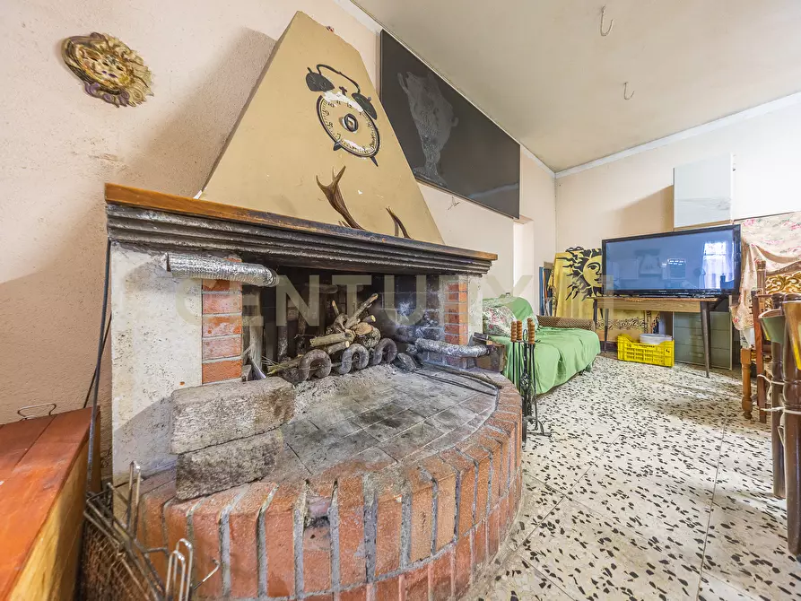 Immagine 9 di Rustico / casale in vendita  in via mercorano 1 a San Gregorio Da Sassola