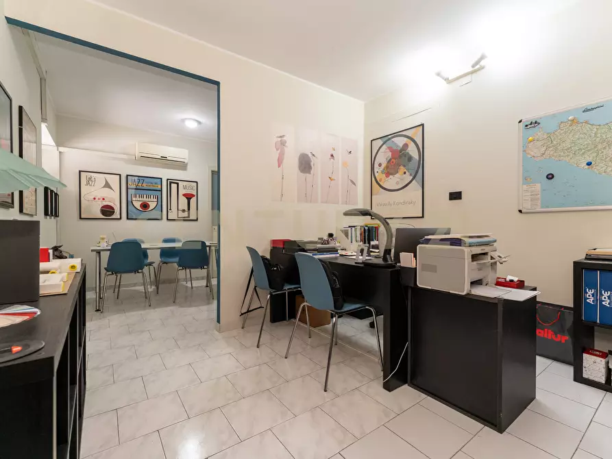 Immagine 18 di Ufficio in vendita  in Via Grazia Deledda 17/A a Catania
