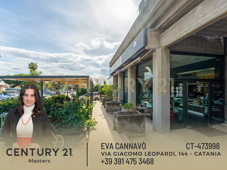 Immagine 10 di Bar / Ristorante in vendita  in Piazza Tivoli 1 a Tremestieri Etneo