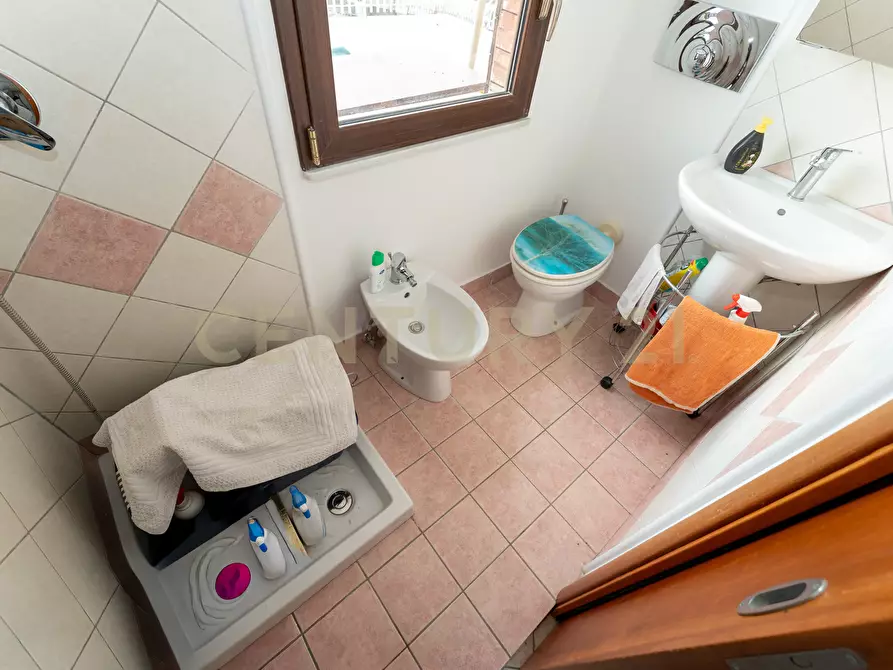 Immagine 17 di Appartamento in vendita  in Via dei Lillà 1 a Valverde