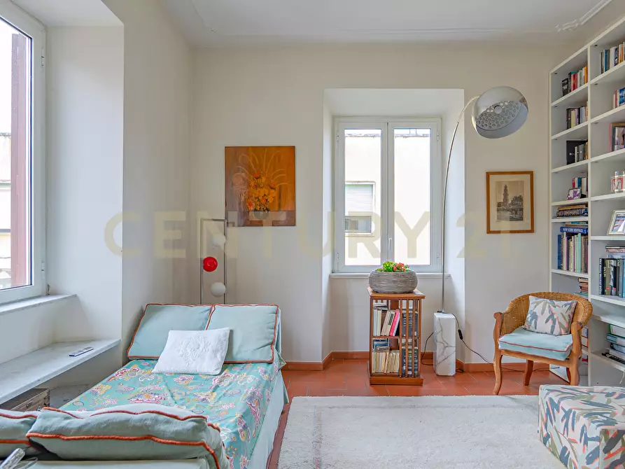 Immagine 5 di Quadrilocale in vendita  in Via Agri 3 a Roma