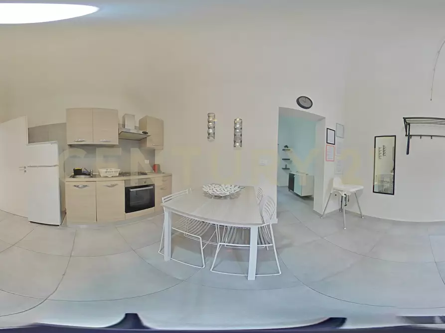 Immagine 36 di Bilocale in vendita  in Via Grimaldi 114 a Catania