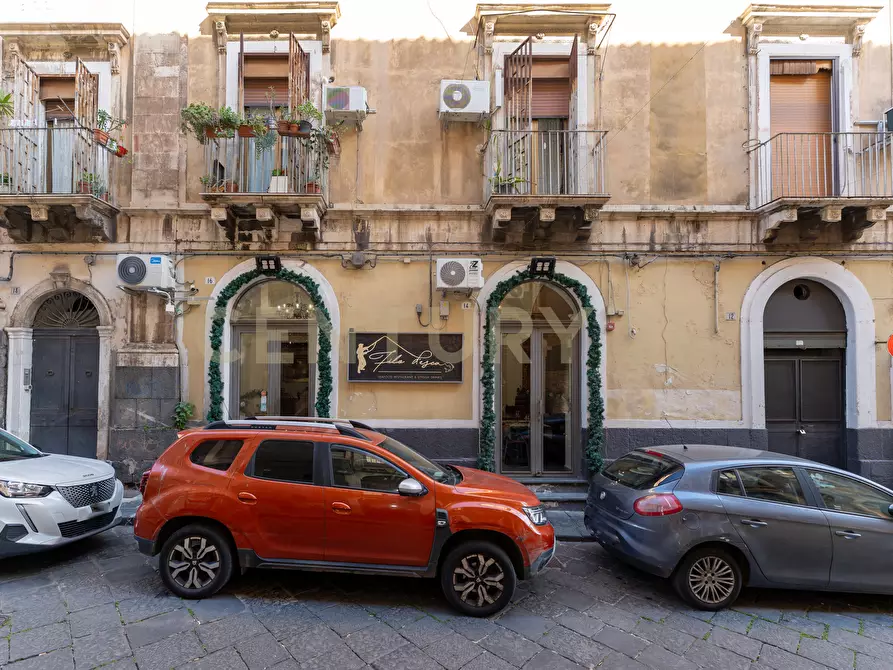 Immagine 5 di Bar / Ristorante in vendita  in Via Mazza 14 a Catania