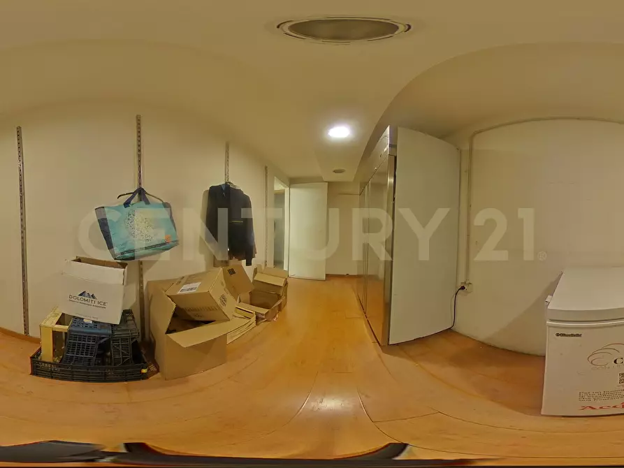 Immagine 9 di Bar / Ristorante in vendita  in Piazza Tivoli 1 a Tremestieri Etneo