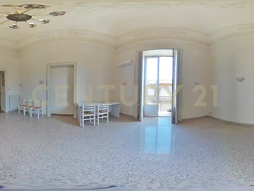 Immagine 58 di Bilocale in affitto  in Via Etnea 299 a Catania