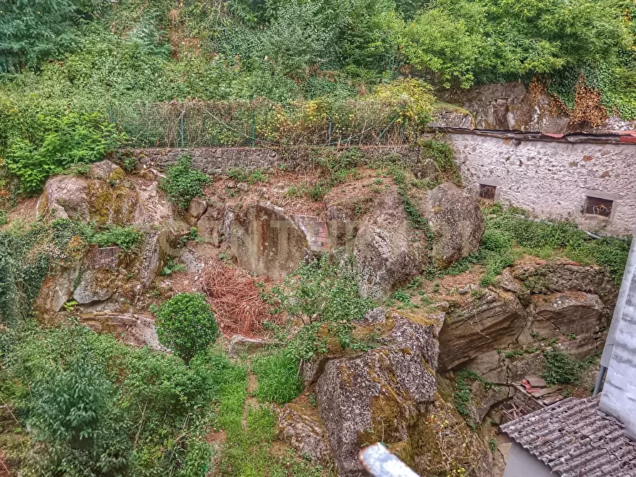 Immagine 23 di Trilocale in vendita  in Via Remedi 94F a Abbadia San Salvatore