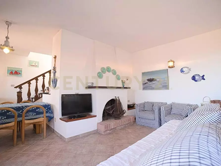 Immagine 28 di Quadrilocale in vendita  in Via dell'Arenella a Isola Del Giglio