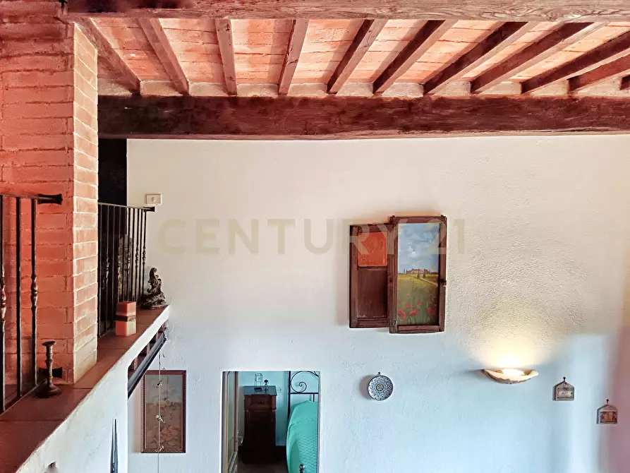 Immagine 15 di Bilocale in vendita  in Via della Penna 16 a Castel Del Piano