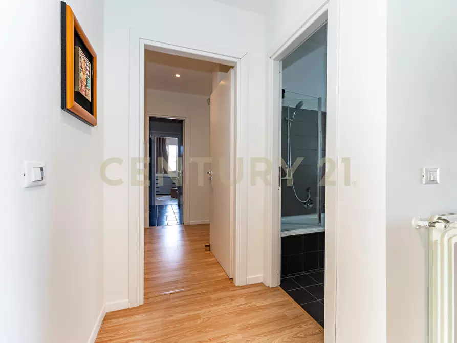 Immagine 34 di Attico in vendita  in Via Vincenzo Giuffrida 203 a Catania