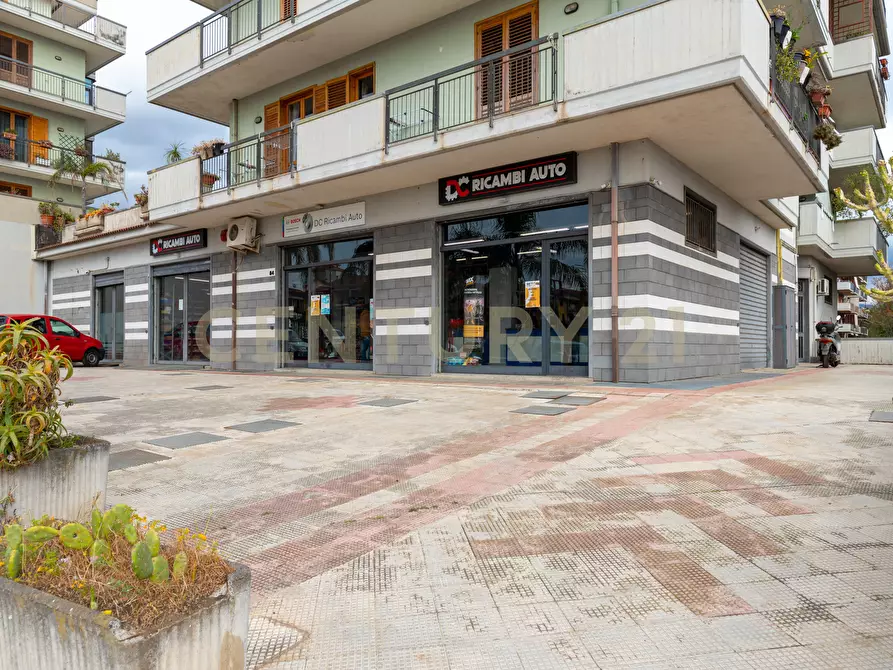 Immagine 3 di Attività artigianale in vendita  in Via Antonio Gramsci 80/84 a Giarre