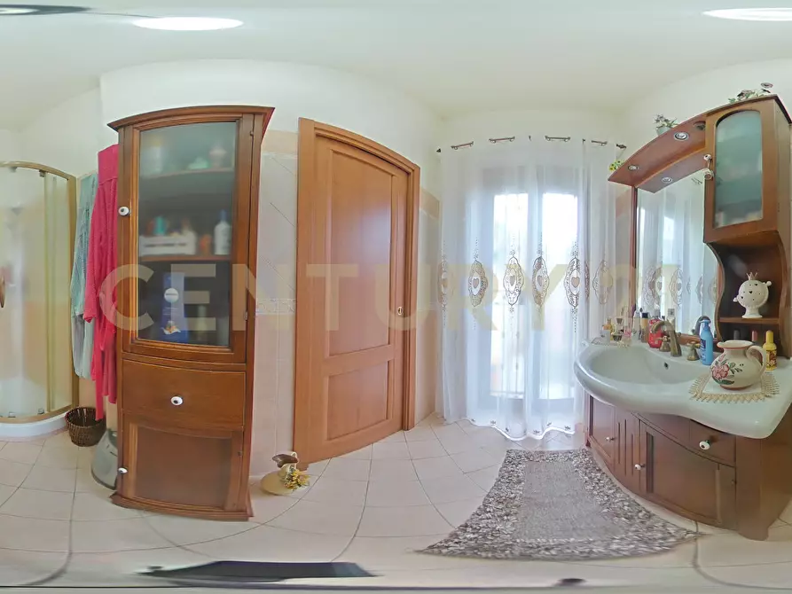 Immagine 40 di Bilocale in vendita  in Via Giovanni Gentile 9 a Catania