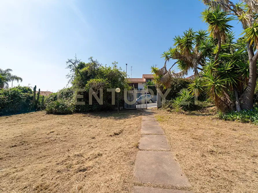 Immagine 6 di Villa in vendita  in Via dei Ciclopi 71 a Aci Catena