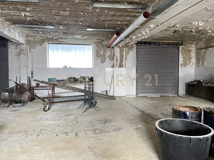 Immagine 51 di Attività artigianale in vendita  in Via Santisi a Motta D'affermo