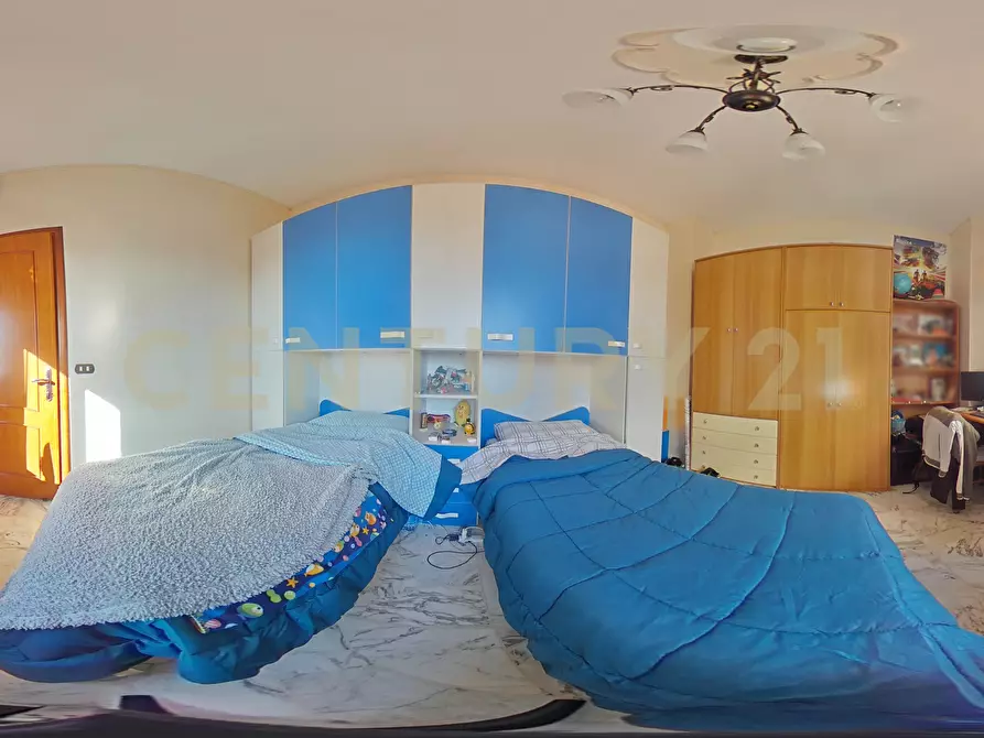 Immagine 56 di Pentalocale in vendita  in Piazza Giovanni Longo 122 a Misterbianco