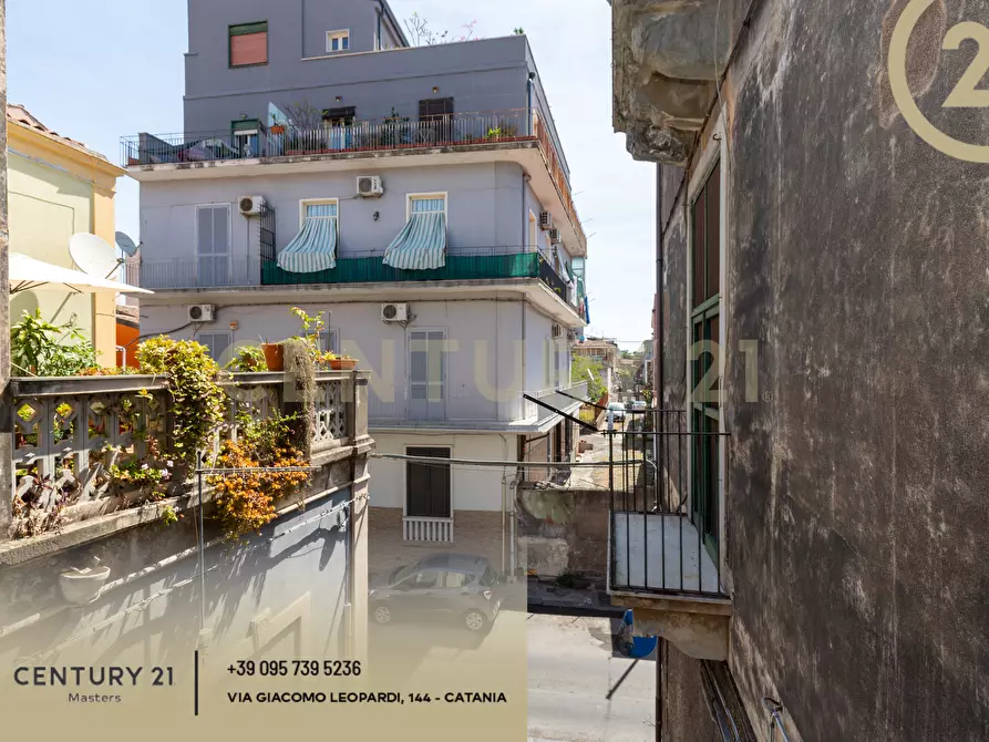 Immagine 22 di Bilocale in vendita  in Via F. Bianco 2 a Catania
