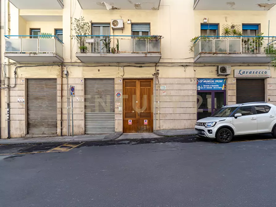 Immagine 3 di Quadrilocale in affitto  in Via Genova 64 a Catania