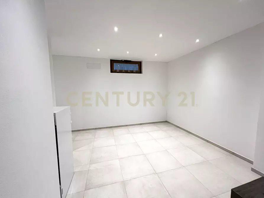 Immagine 4 di Porzione di casa in vendita  in Via  osticcio a Montalcino