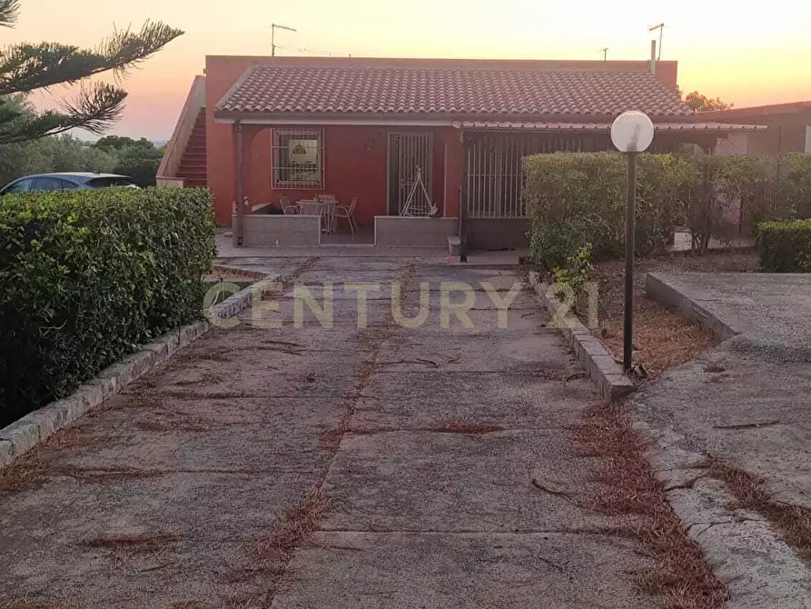 Immagine 2 di Casa bifamiliare in vendita  in Strada Scaro SN a Pachino