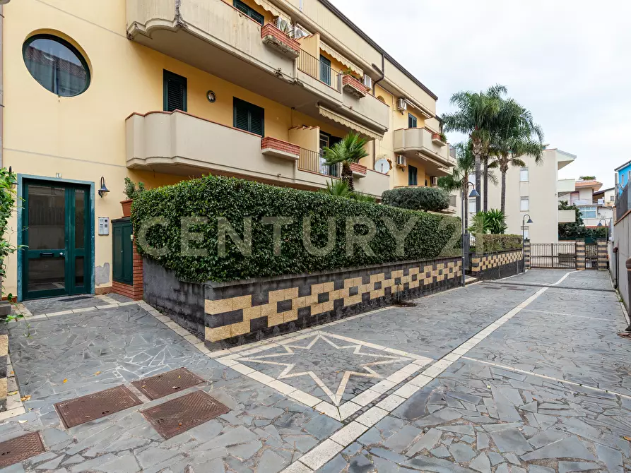 Immagine 7 di Mansarda in vendita  in Via Spiaggia 39 a Mascali