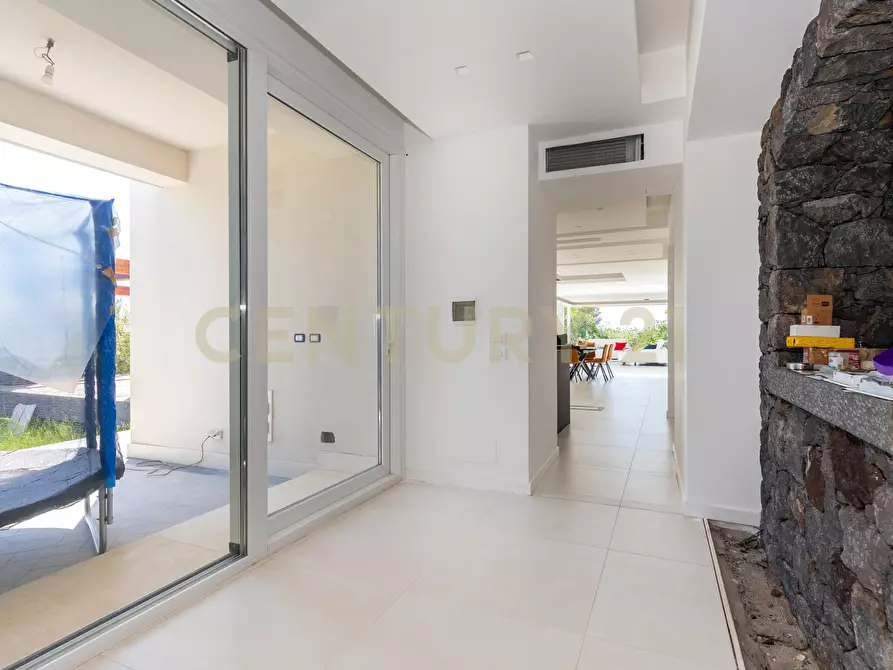 Immagine 44 di Villa in vendita  in SS284 a Adrano