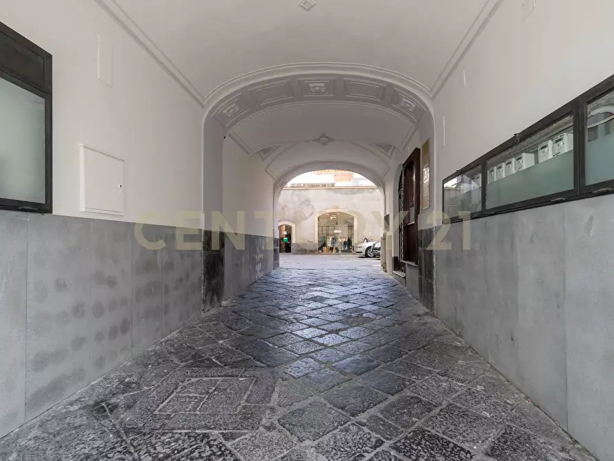 Immagine 53 di Pentalocale in vendita  in Via Etnea 196 a Catania