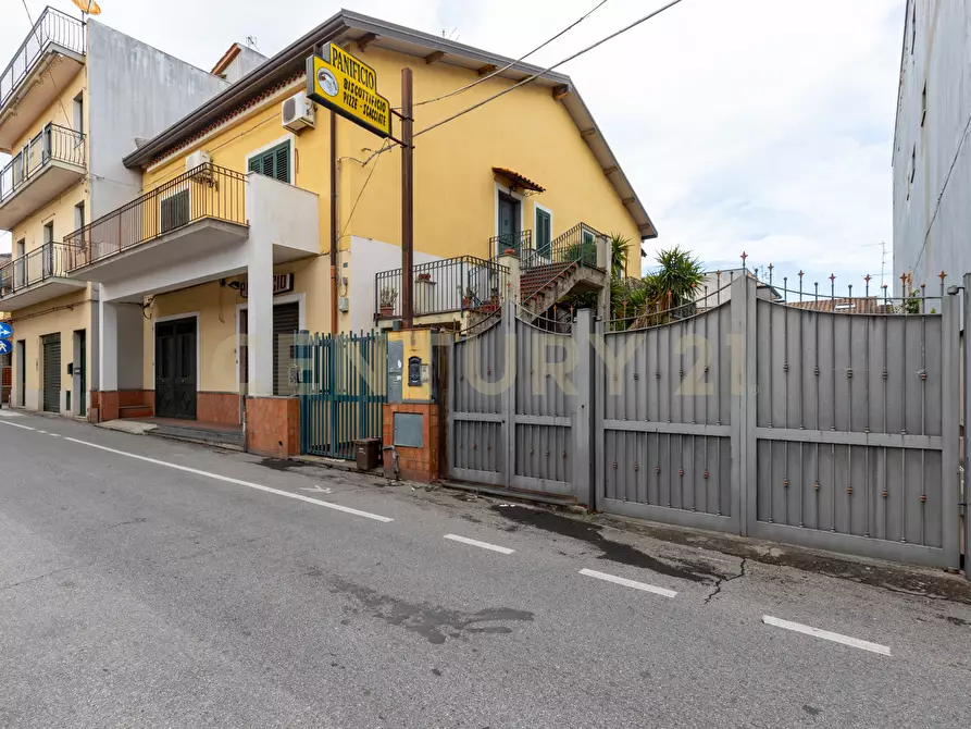 Immagine 2 di Casa indipendente in vendita  in Via Ulivi 89 a San Gregorio Di Catania