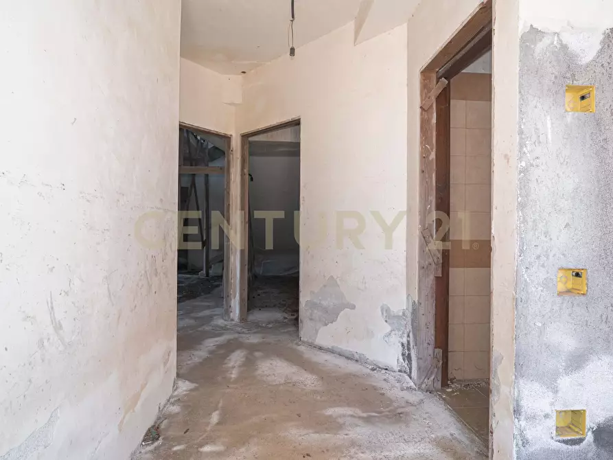 Immagine 28 di Palazzo in vendita  in Via dell'Aria snc a Pedara