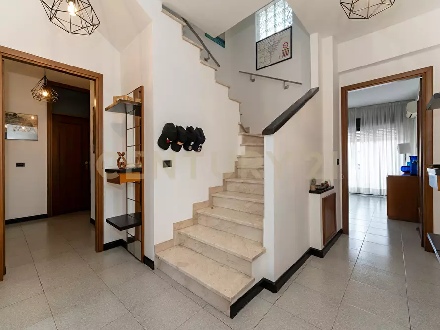 Immagine 30 di Quadrilocale in vendita  in Viale Giuseppe Lainò 7 a Catania