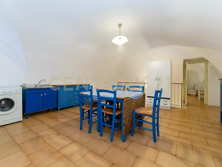 Immagine 49 di Bilocale in affitto  in Via Etnea 299 a Catania