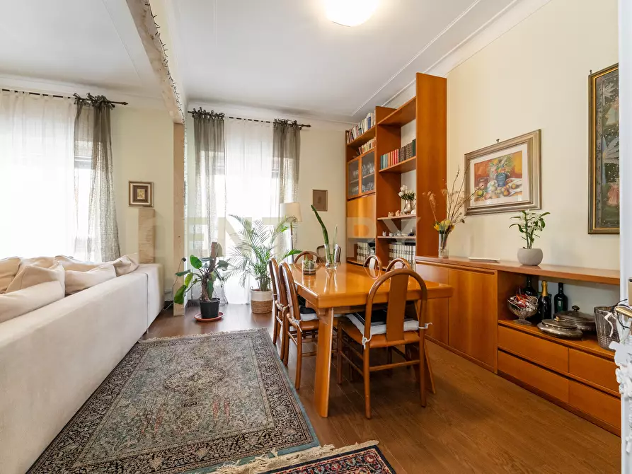 Immagine 7 di Quadrilocale in vendita  in Via Genova 64 a Catania