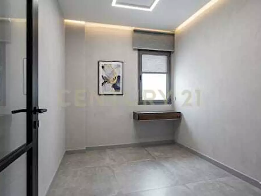 Immagine 34 di Quadrilocale in vendita  in Via Giovanni Mercurio 8 a Gravina Di Catania