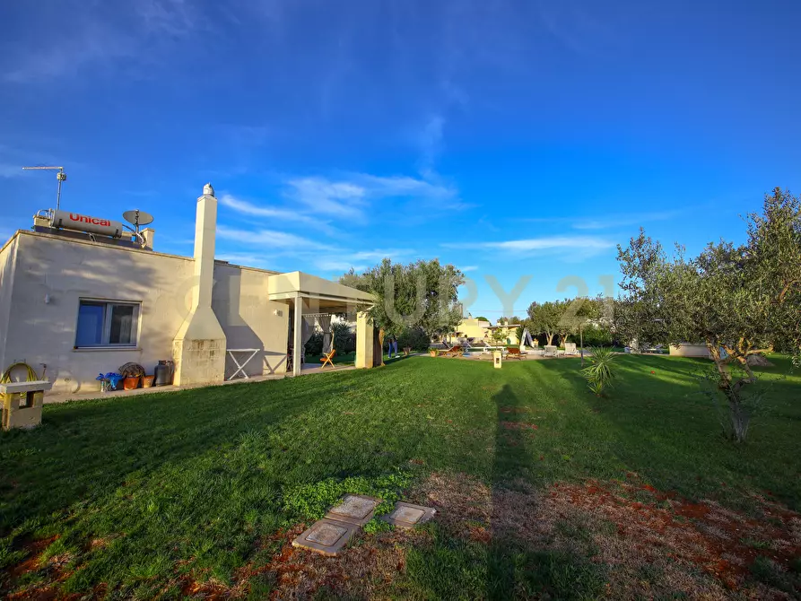 Immagine 28 di Villa in vendita  a Carovigno