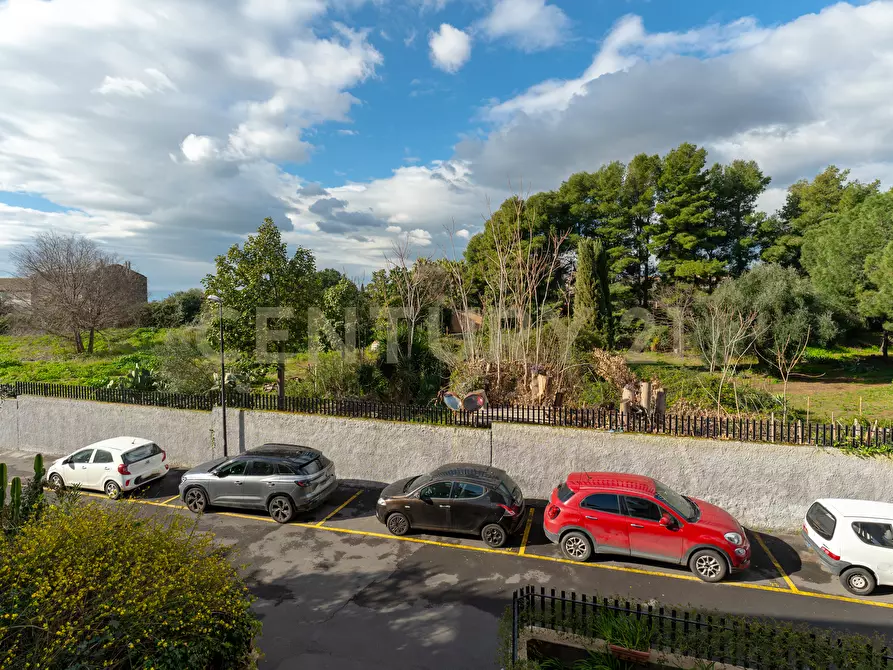 Immagine 35 di Trilocale in vendita  in Via Tremestieri 16 a Mascalucia