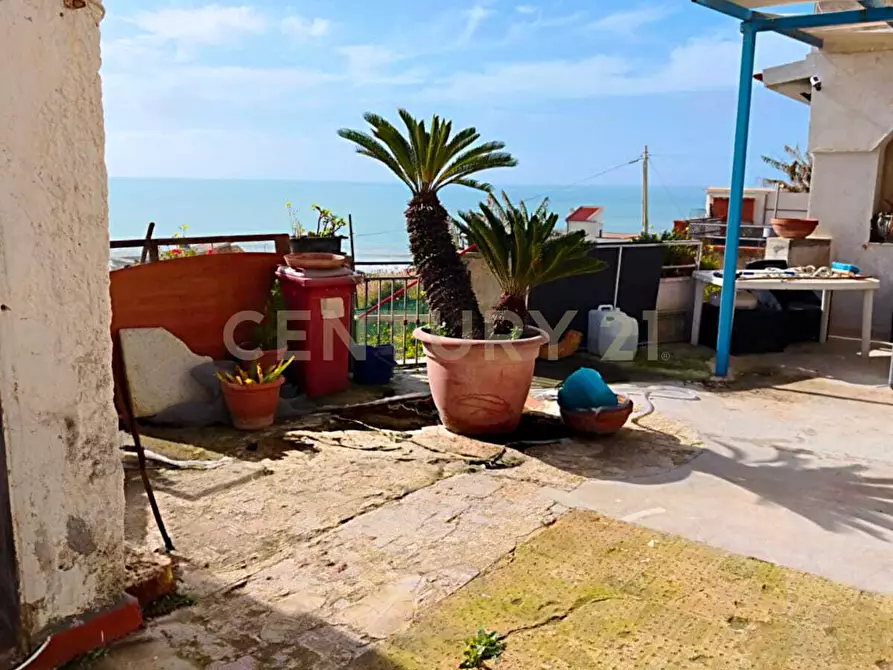 Immagine 26 di Villa in vendita  in Via Lido 154 a Sciacca