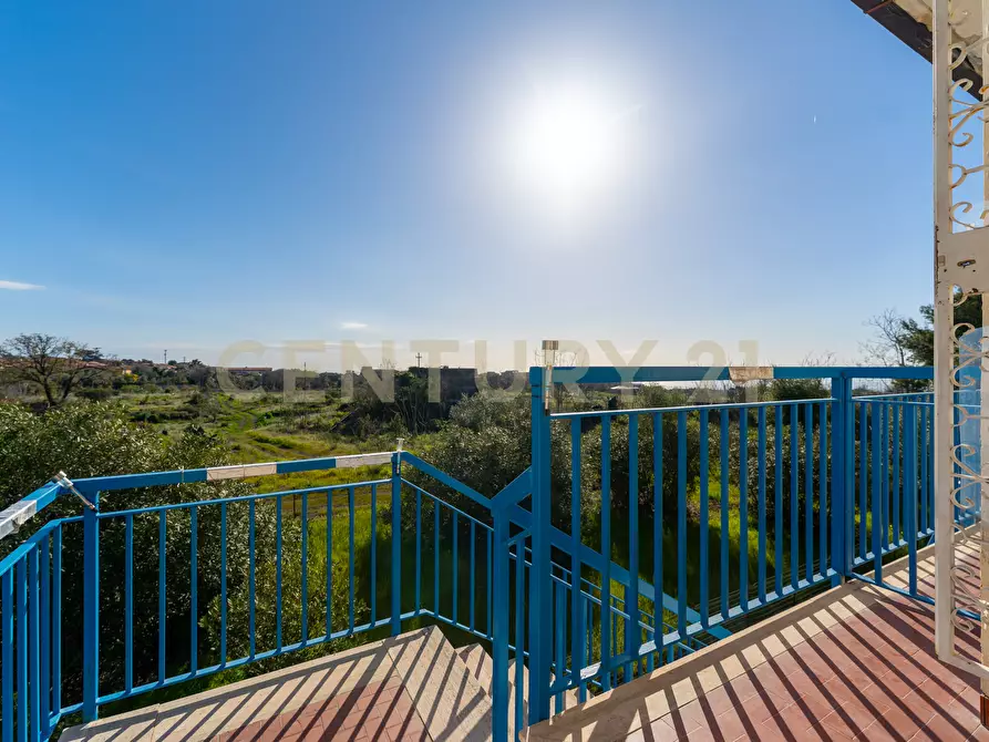 Immagine 8 di Casa semindipendente in vendita  in Via G. Leopardi 1 a Sant'agata Li Battiati