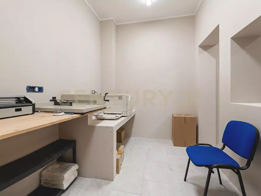 Immagine 14 di Laboratorio in vendita  in Via delle Terme 31 a Misterbianco
