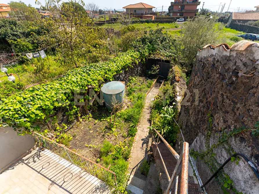 Immagine 36 di Casa indipendente in vendita  in Via Roma 119 a Mascalucia