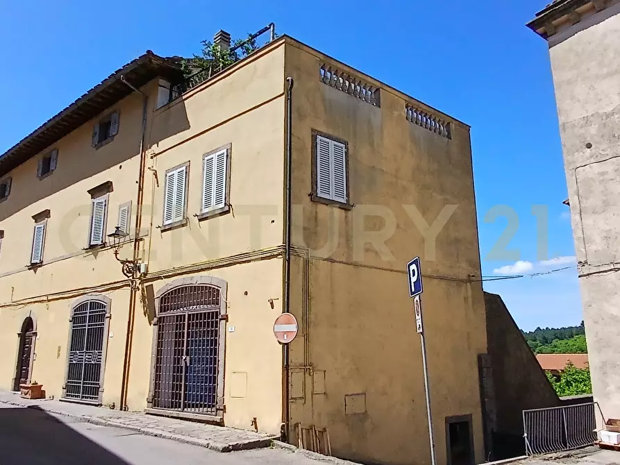 Immagine 40 di Attico in vendita  in Via Isidoro Maggi a Arcidosso