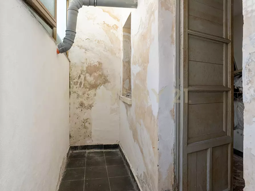 Immagine 51 di Trilocale in vendita  in Via duca degli abruzzi 47 a Catania