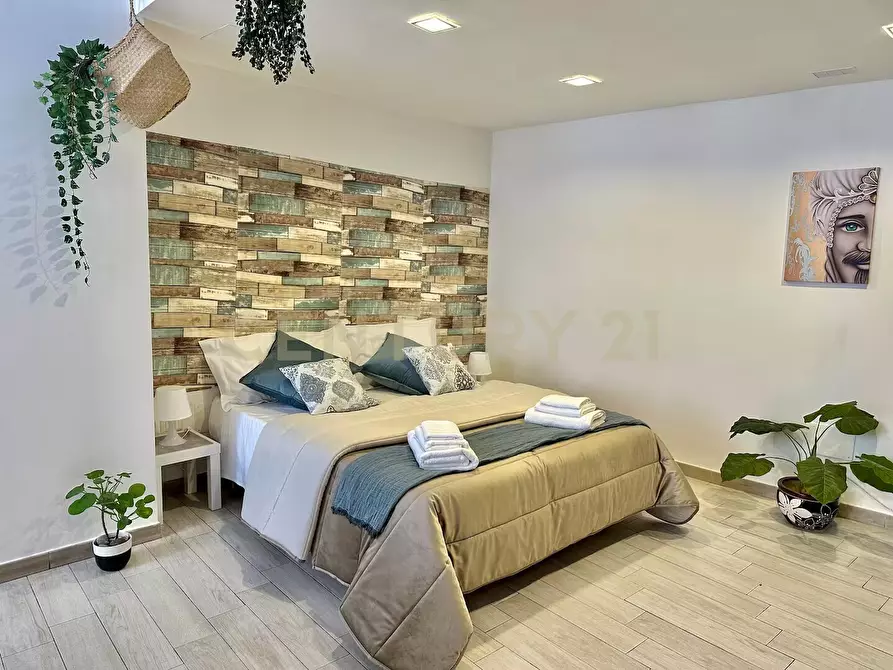 Immagine 38 di Loft/Open space in vendita  in Via Cristoforo Colombo 38 a Catania