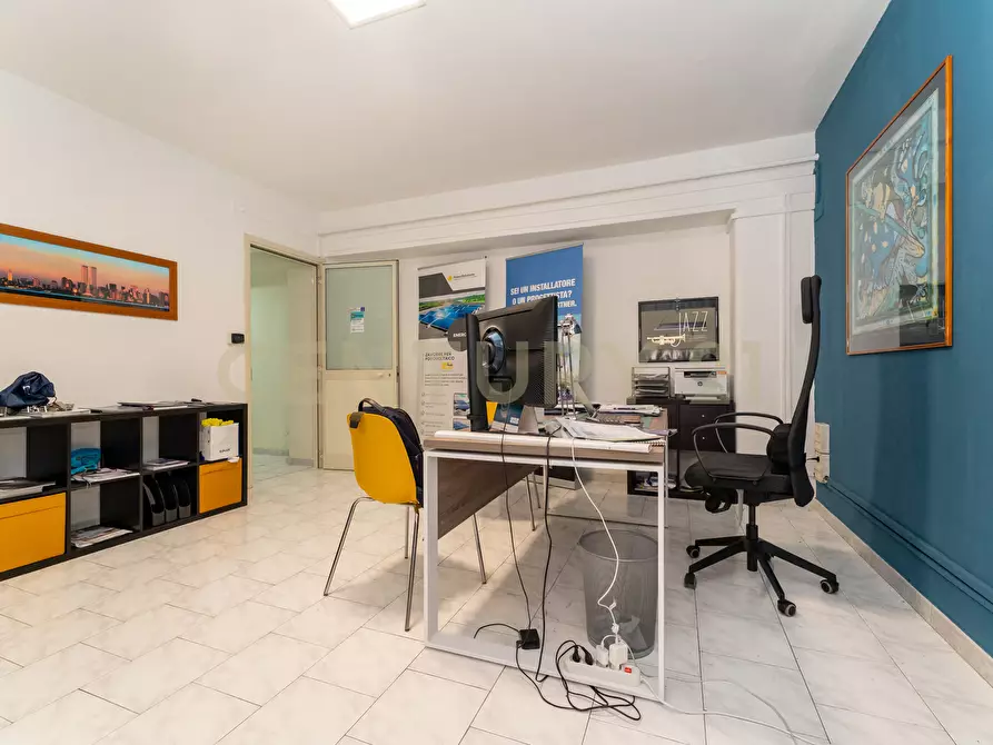 Immagine 31 di Ufficio in vendita  in Via Grazia Deledda 17/A a Catania