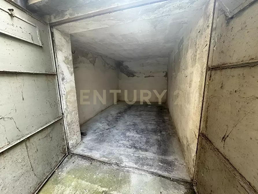 Immagine 8 di Garage in vendita  in Via Claudio Ridolfi 10 a Verona