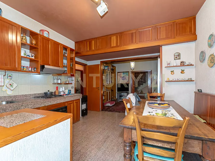 Immagine 26 di Villetta a schiera in vendita  in Via Carrubella 8 a Catania